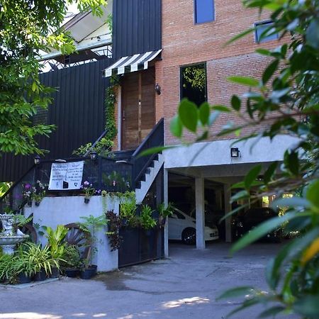 Dawnthaya Ayutthaya House บ้านดอนธยๅ อยุธยา Phra Nakhon Si Ayutthaya Exterior foto
